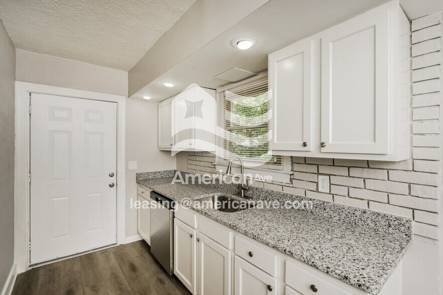 Building Photo - 1734 S 23rd St