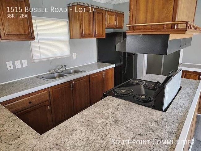 Building Photo - 1515 Busbee Rd