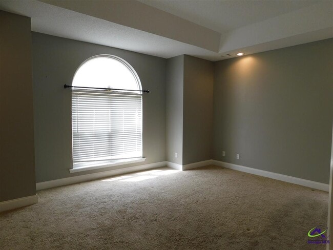 Building Photo - 714 Bay Laurel Cir