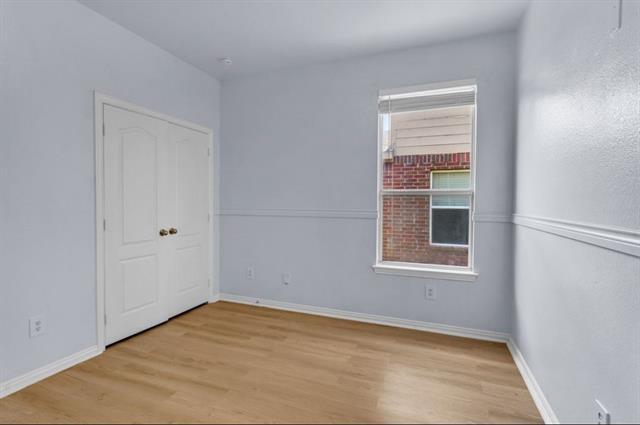 Building Photo - 933 Bens Dr