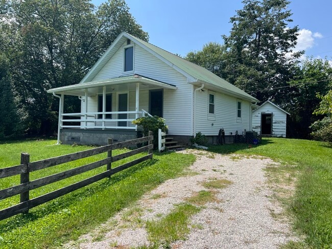 Primary Photo - 384 Norvell Rd