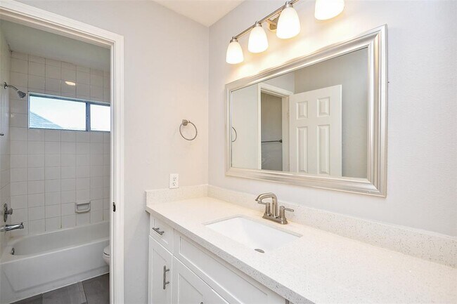 Building Photo - 5523 Poundstone Ct