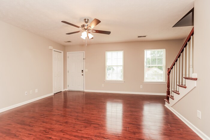 Building Photo - 534 Wildwood Dr
