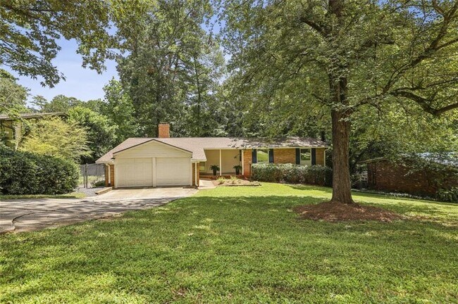 Building Photo - 3705 Donaldson Dr NE