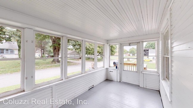 Building Photo - 4 br, 2 bath House - 1116 Locust St