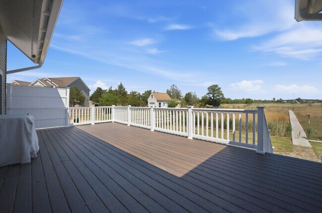 Building Photo - 20B Freeman Dr