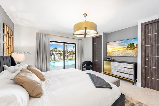 Building Photo - 540 Reinante Ave