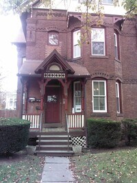 Building Photo - 30 Hungerford St