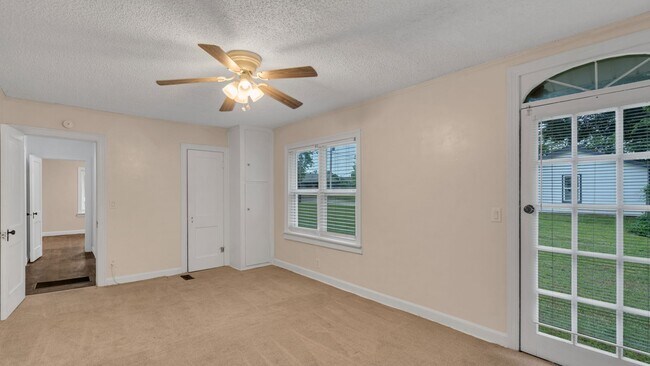 Building Photo - S Joplin Ave Triplex