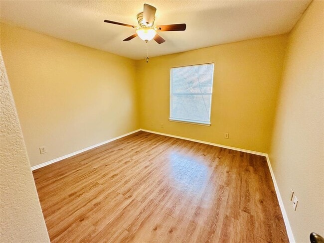 Building Photo - 8814 Schick Rd