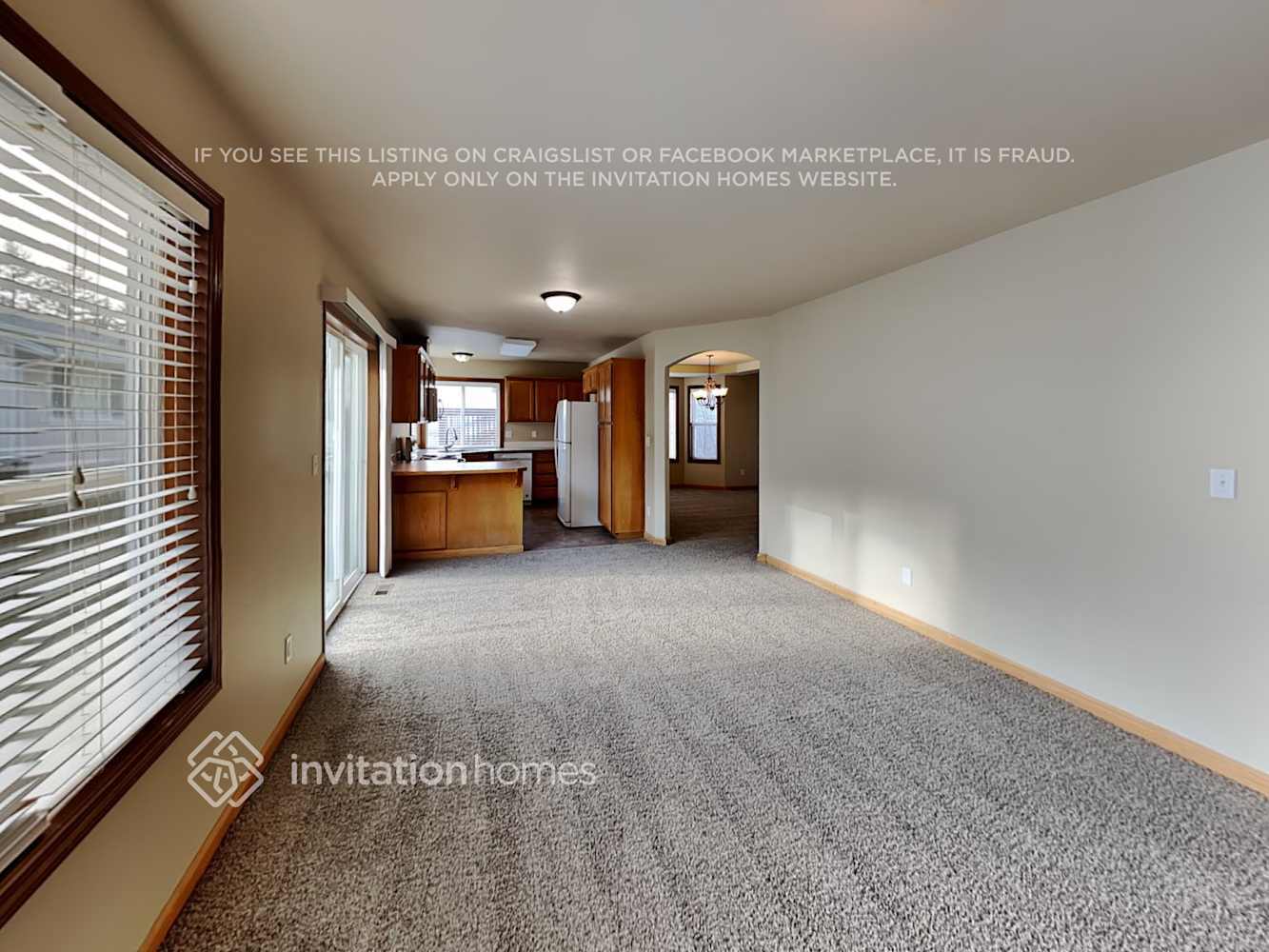 Building Photo - 1608 St Ct E