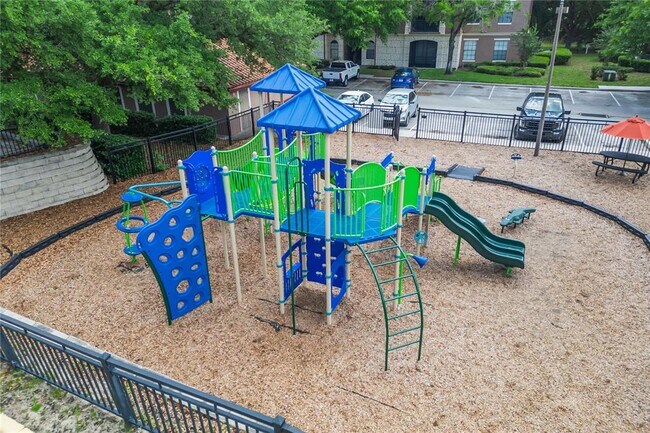 Building Photo - 6157 Metrowest Blvd