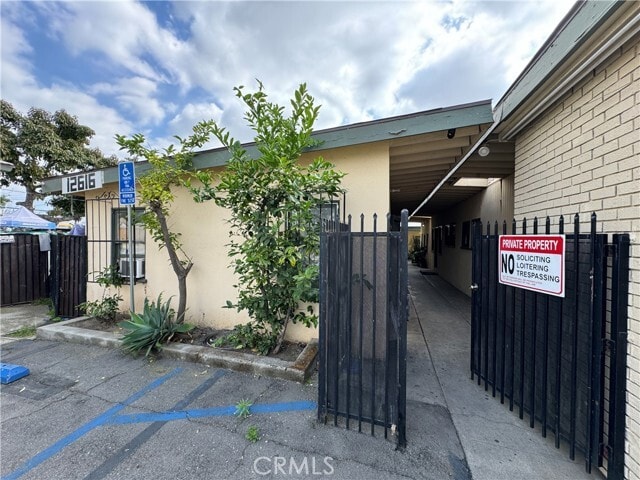 Building Photo - 12616 Lambert Rd