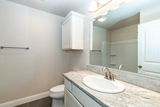 Building Photo - Beautiful & Spacious four bedroom in Bell Farms