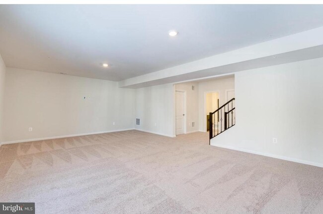 Building Photo - 10810 Meridian Hill Way