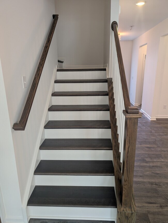 Building Photo - NEW 4BD/3BTH HOUSE- STONEBRIDGE FAIRWAYS COMMUNITY- Golf Course View- AVAILABLE NOW!