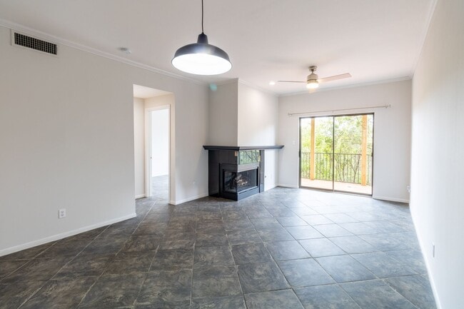 Building Photo - South Austin Gem: Cozy 2BR Home with Stunning Downtown Views, Minutes from Barton Creek Greenbelt!