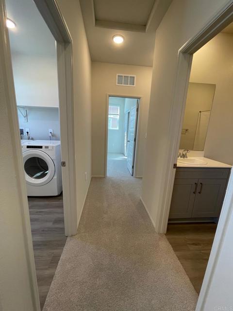 Building Photo - 28325 Via Moscotel