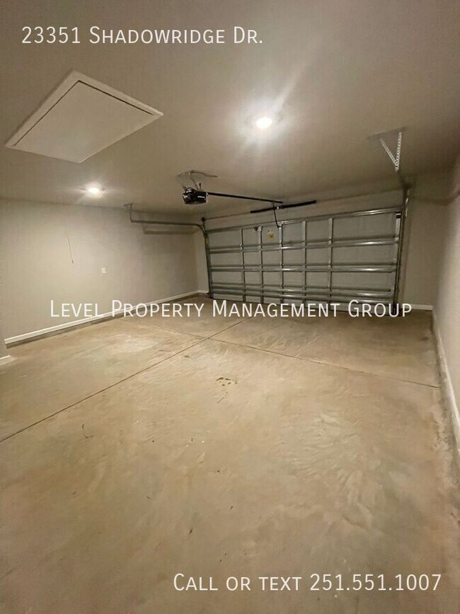 Building Photo - 23351 Shadowridge Dr
