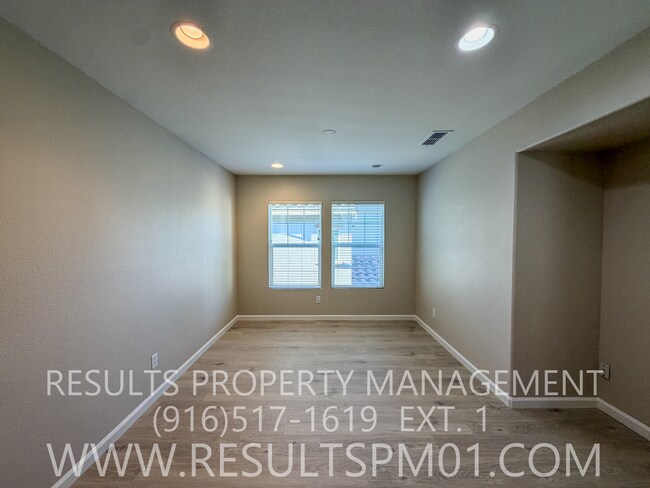 Building Photo - 1177 Impressionist Loop