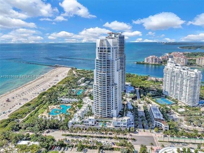Building Photo - 100 South Pointe Dr