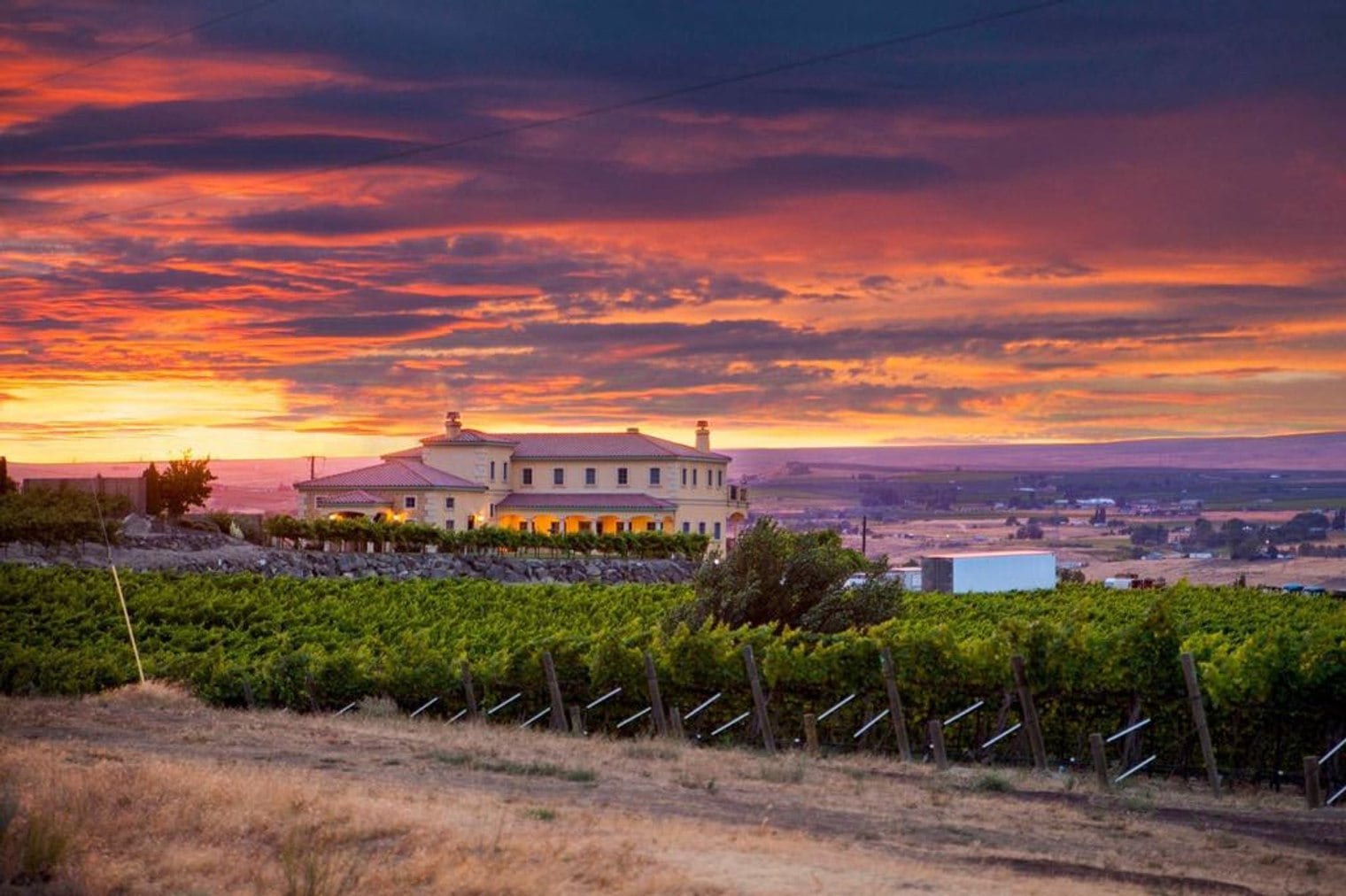 Building Photo - 2410 W Bruneau Pl