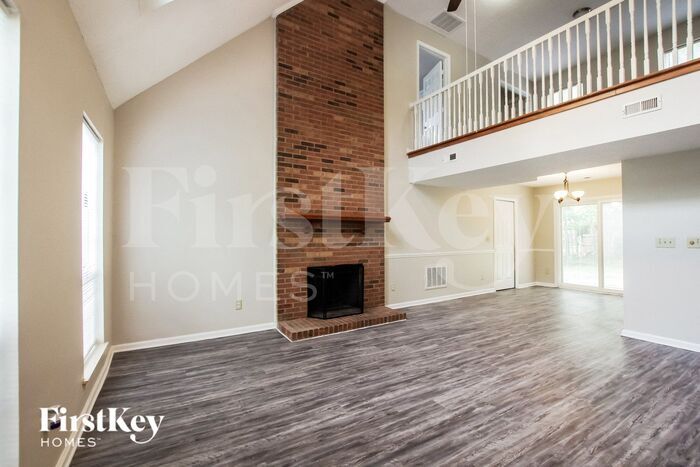 Building Photo - 7500 Barn Stone Dr