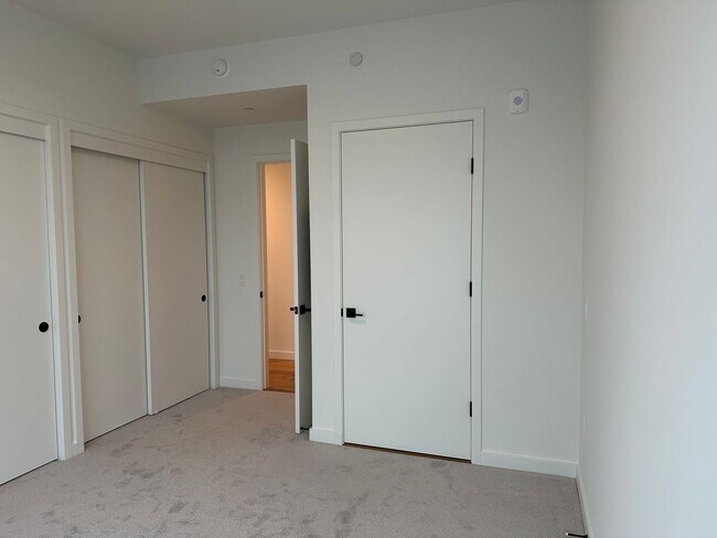 Building Photo - Epic REA - Live at Renou - Modern 2024 Building - 2 BR/2 BA