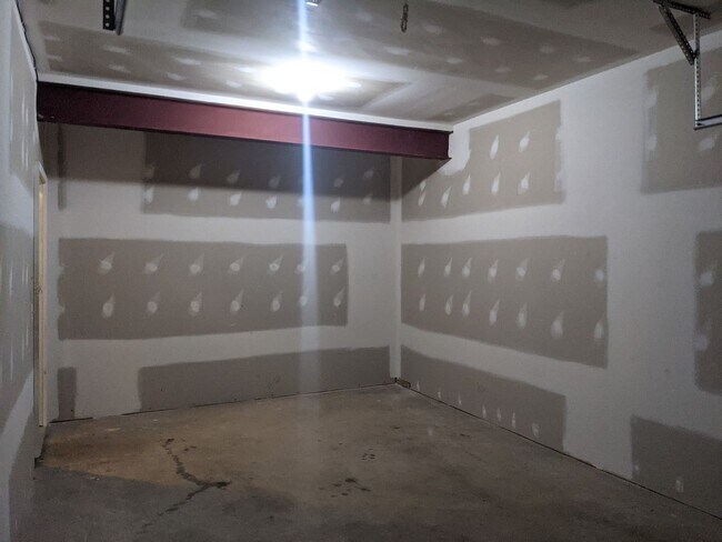 Building Photo - 3 Bedroom Townhouse for Rent in Waynesboro!