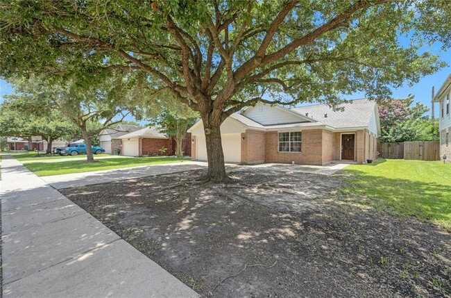 Building Photo - 1406 Hemple Dr