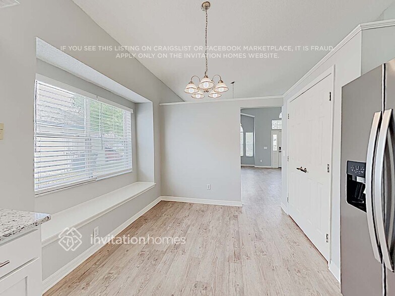 Building Photo - 322 Lexingdale Dr