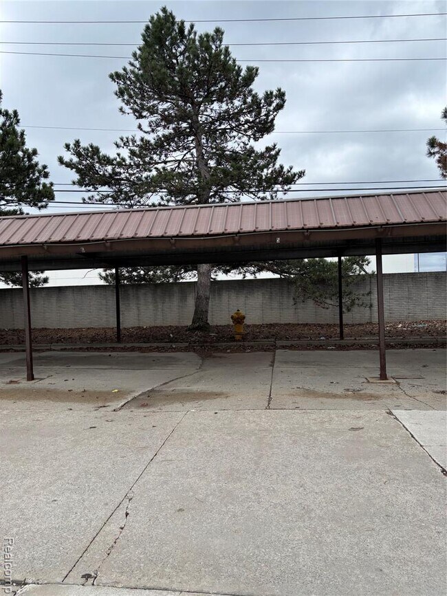 Building Photo - 15222 Ashley Ct