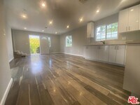 Building Photo - 8448 Fenwick St