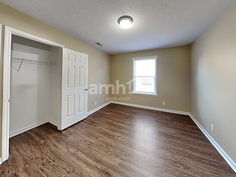 Building Photo - 12305 Driftstone Dr