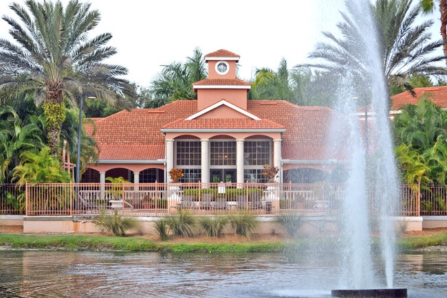 Building Photo - 1 Bedroom 1 Bathroom condo in luxury gated community