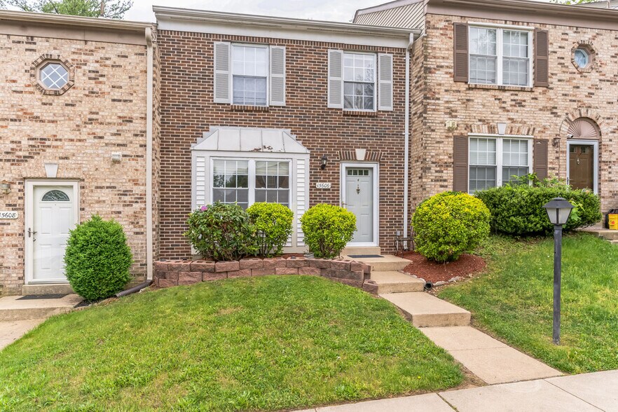 Building Photo - 15606 Traverser Ct