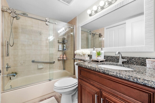 Building Photo - 2502 SE Anchorage Cove