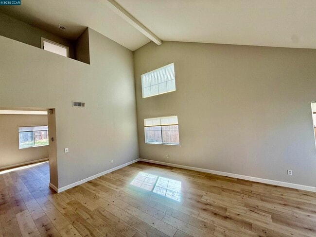 Building Photo - 4431 Meadow Valley Cir