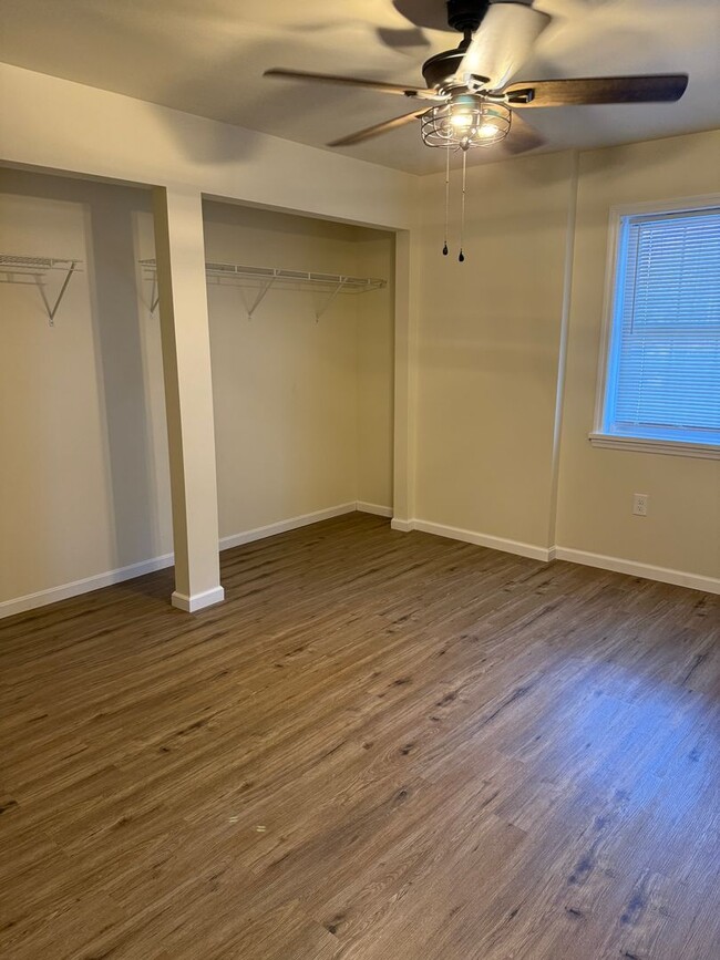 Building Photo - Newly Renovated 2BR in Downtown Myersville!