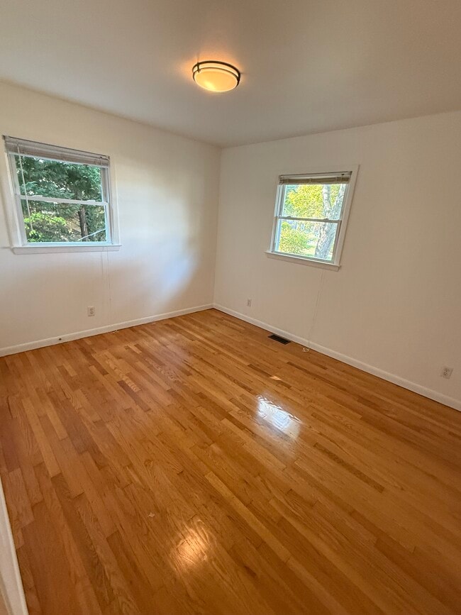 Building Photo - 5603 Buddingwood Dr