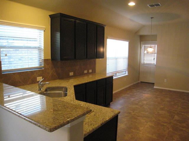 Building Photo - 2844 Houston Wood Dr