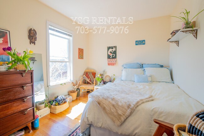 Building Photo - 364 Highland Ave