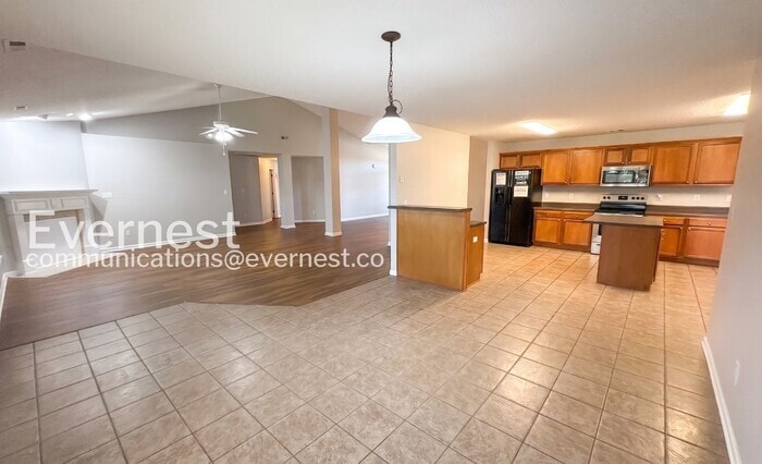 Building Photo - 113 Coldsprings Dr