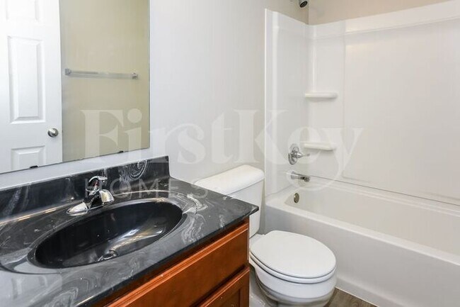 Building Photo - 5431 Brandywine Dr