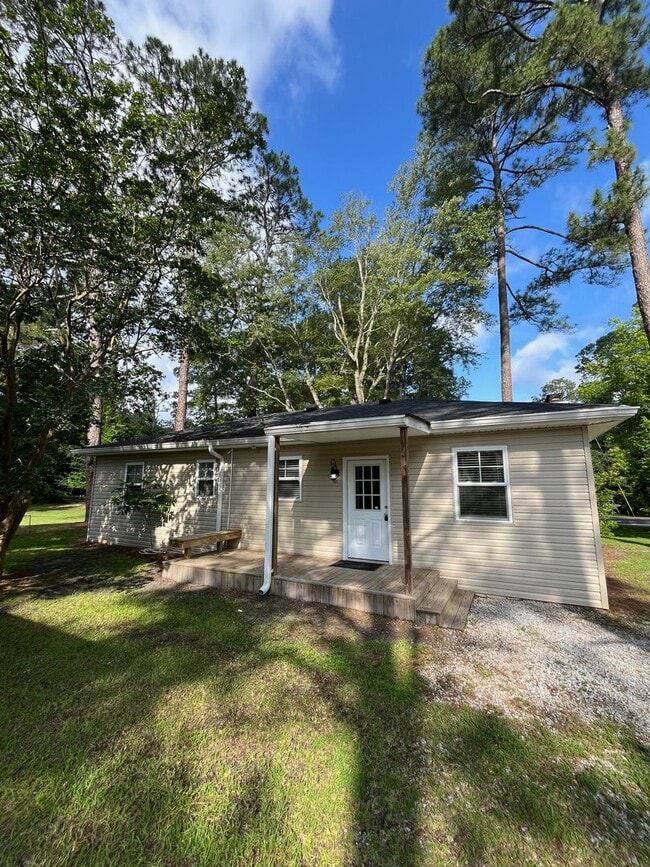 Primary Photo - 216 Ridgewood Dr