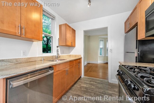 Building Photo - 5 Murdock Terrace