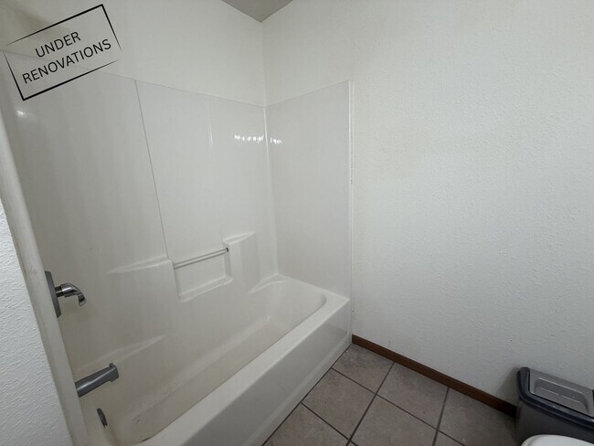 Building Photo - 1604-1606 Citadel Dr.