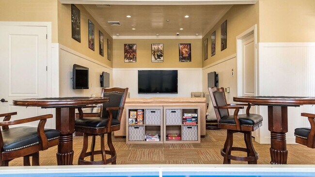 Building Photo - 8685 Baymeadows Rd E