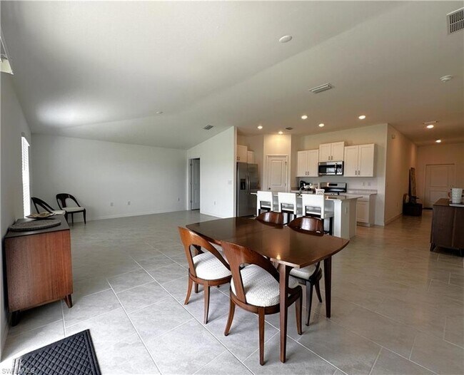 Building Photo - 17747 Paradiso Wy