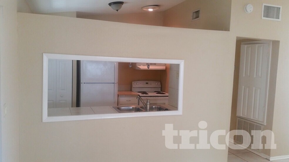 Building Photo - 3469 Seagrape Dr